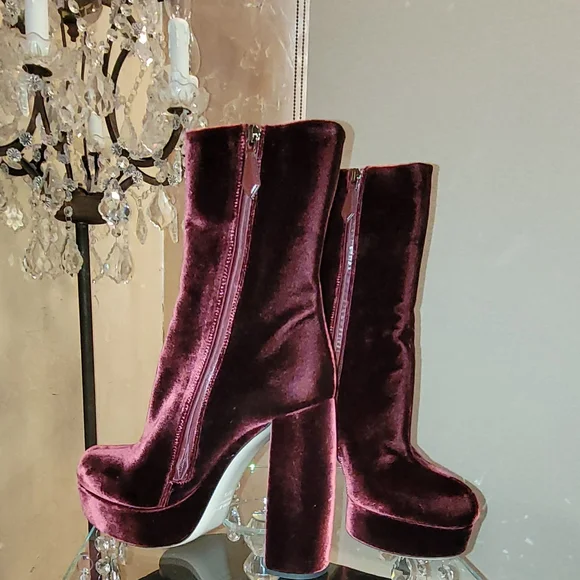 Rare Find Miu Miu BordeauxBurgundy Velvet Ankle Boots Claret. Size 7 1/2 M